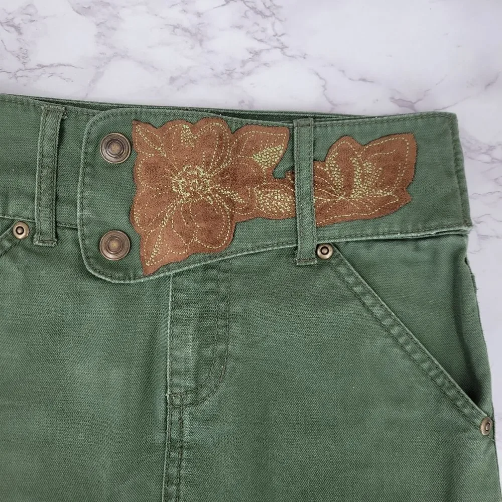 Mary Kate and Ashley Y2K Boho Green Embroidered Girls Skirt